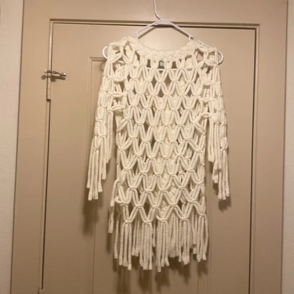 Cream stylish, woven, cutout sweater! - Picture 5 of 5